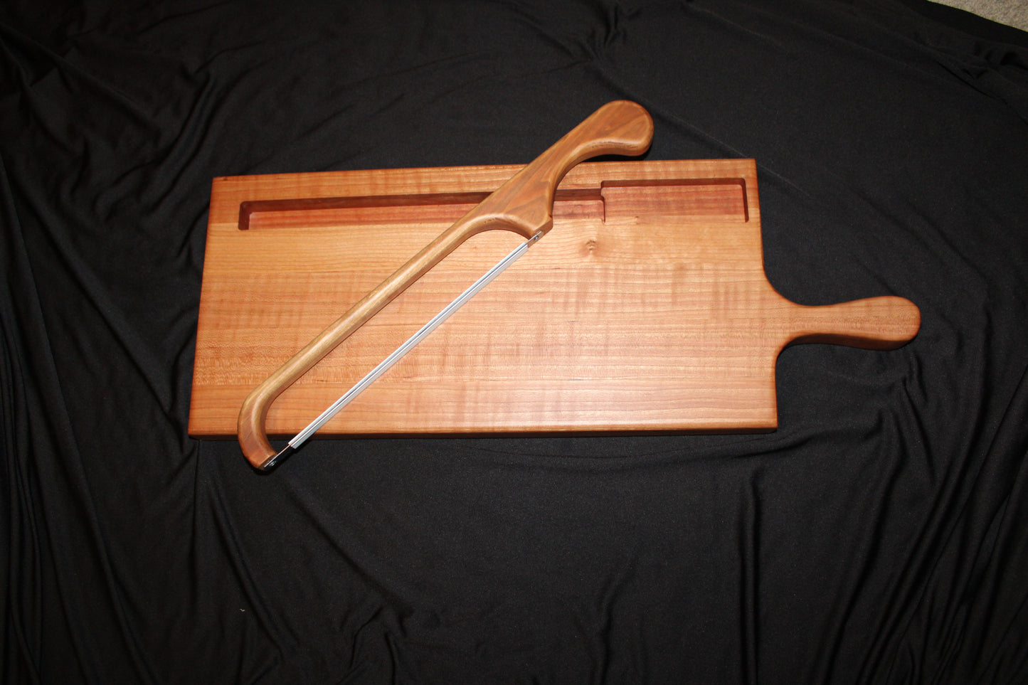 Bread Board with Bread Bow Knife